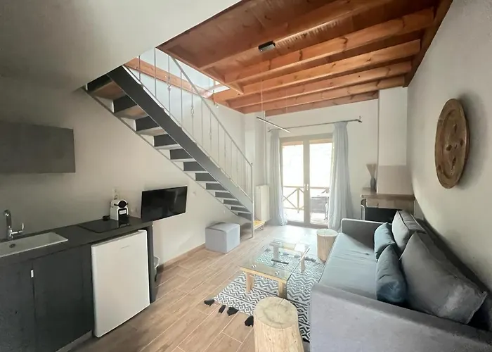 μούσες Lägenhetshotell Kalavryta